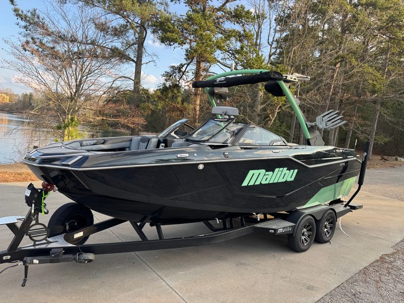 2025 Malibu M Series M230