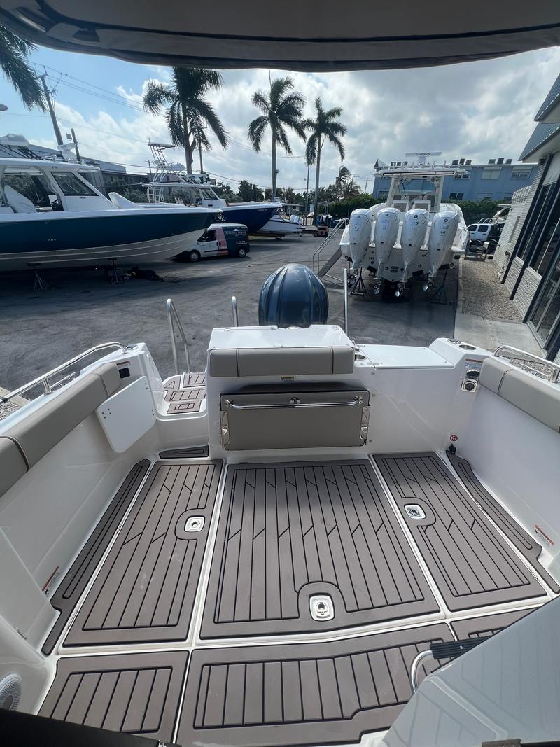 Boat Image 8
