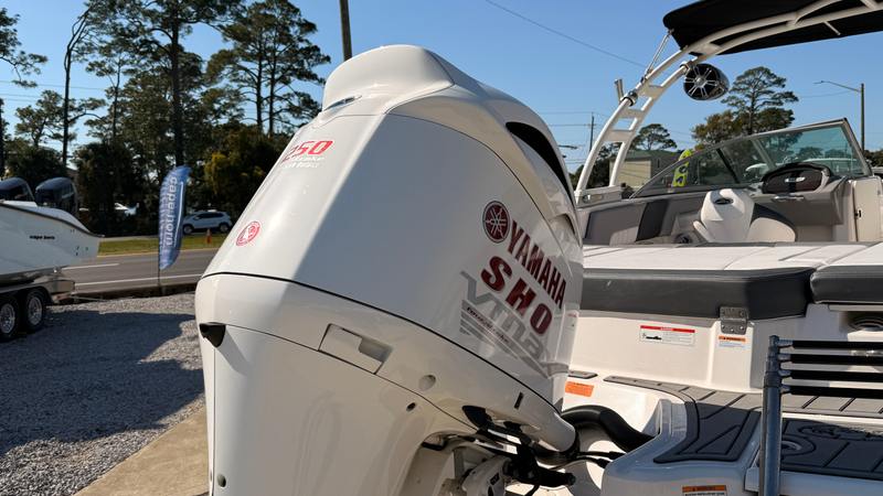 Boat Image 11