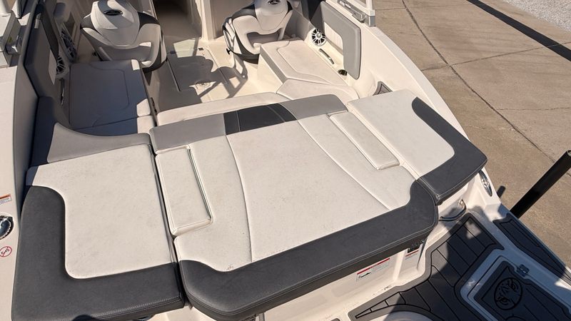 Boat Image 15