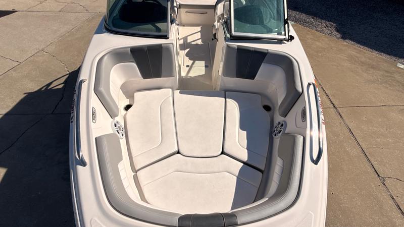 Boat Image 27