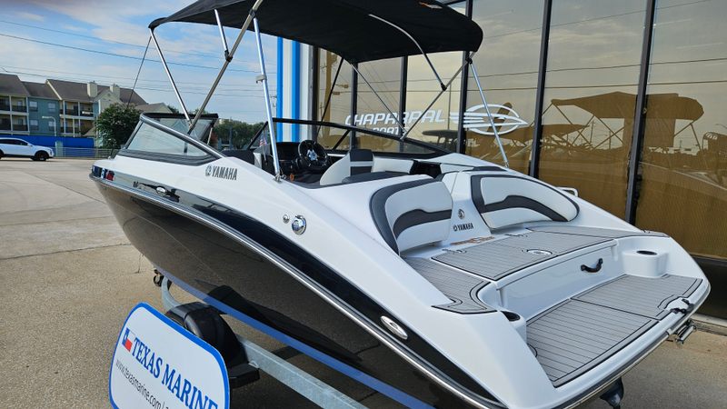 Boat Image 6