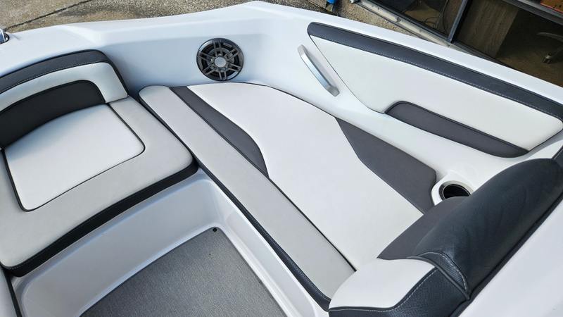 Boat Image 19