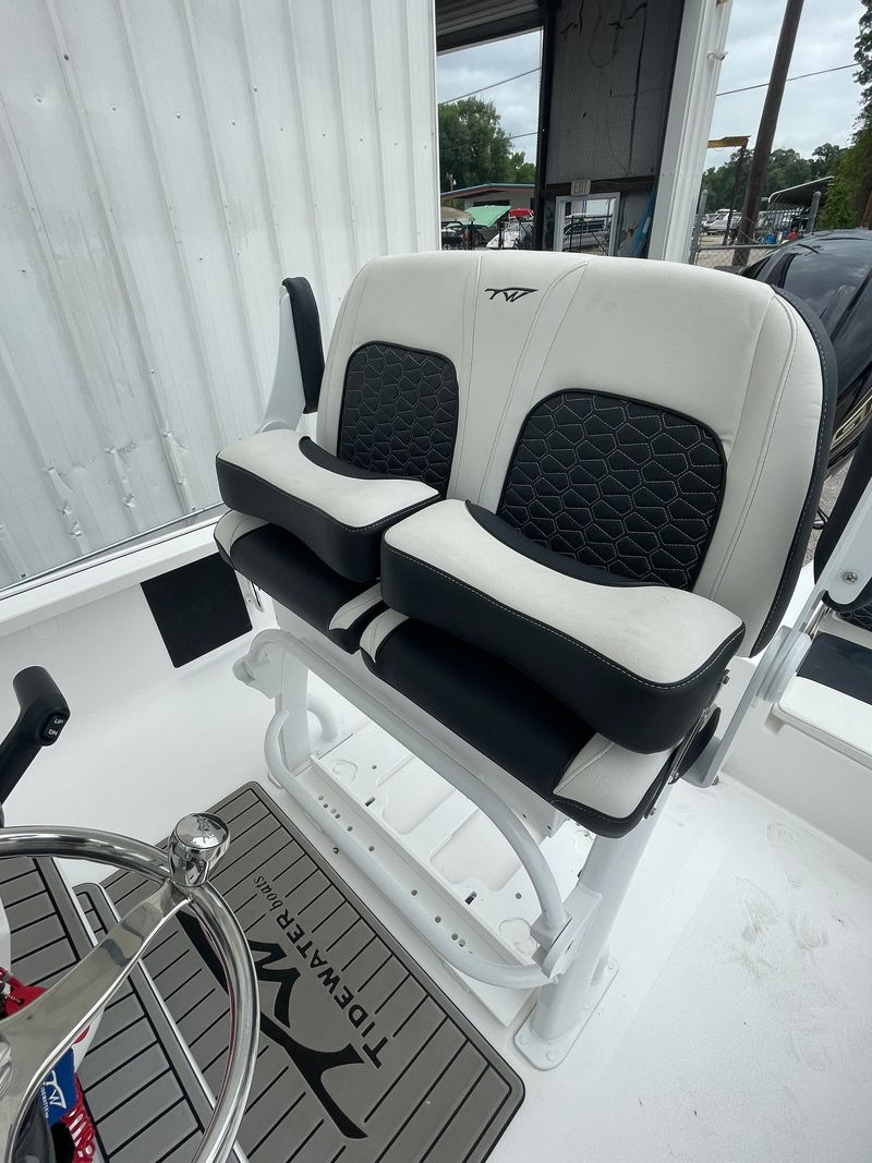 Boat Image 15
