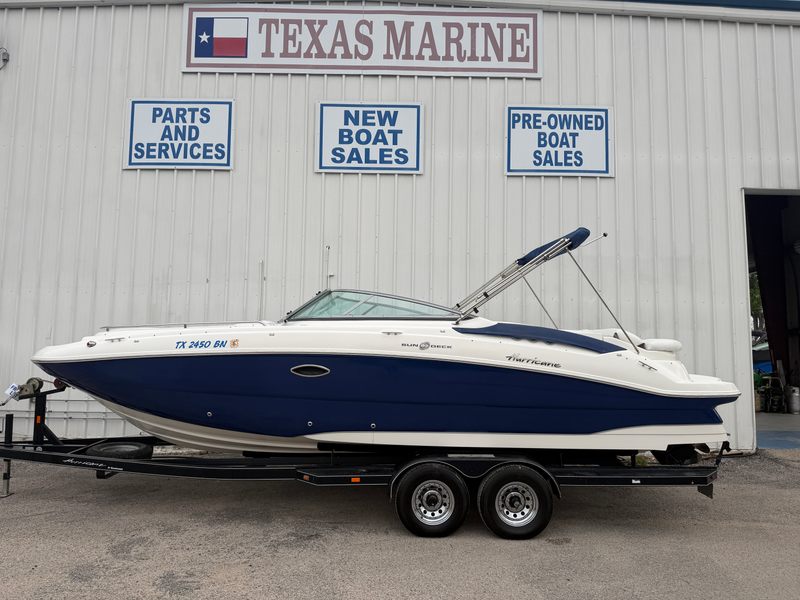2012 Hurricane Fundeck 2600
