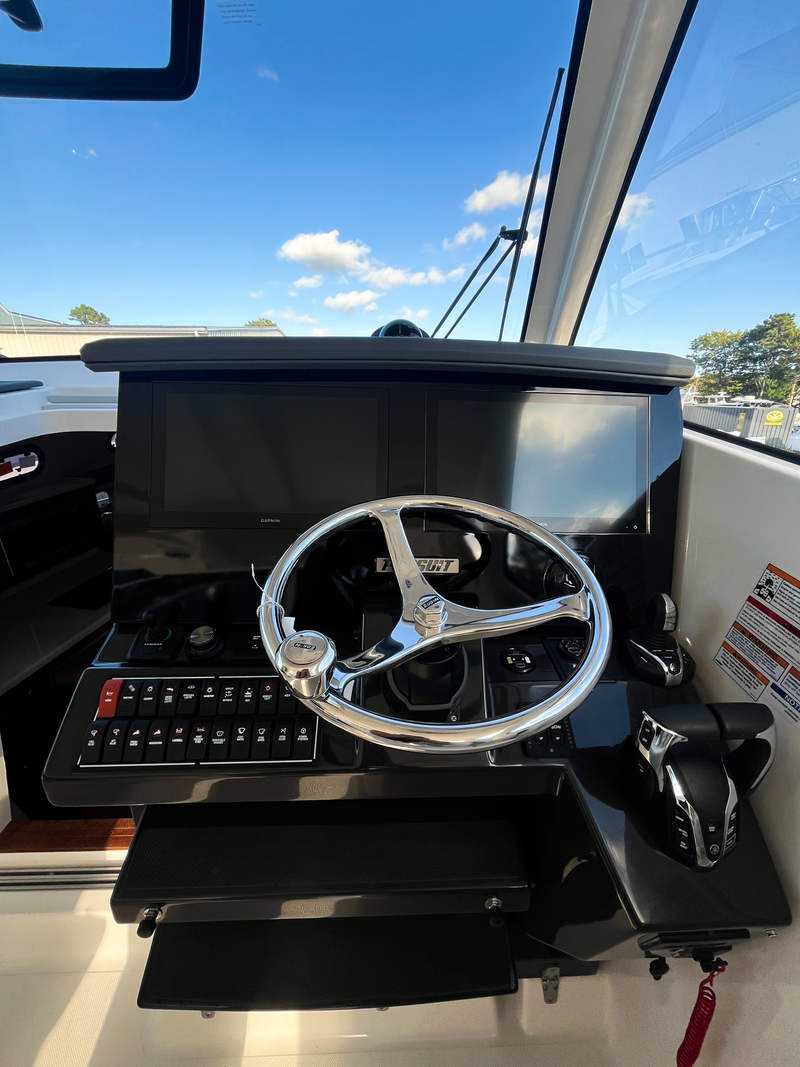 Boat Image 12