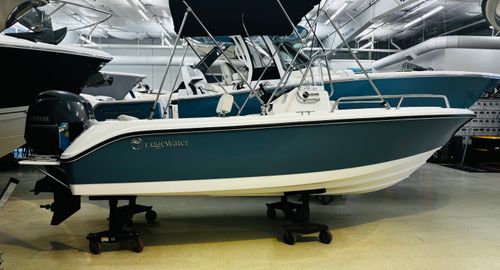 2025 Edgewater 170 CC