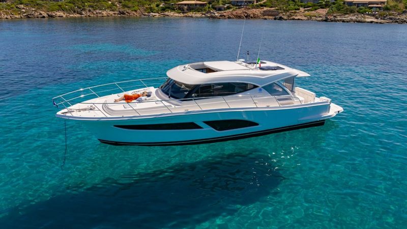 2027 Riviera 465 SUV