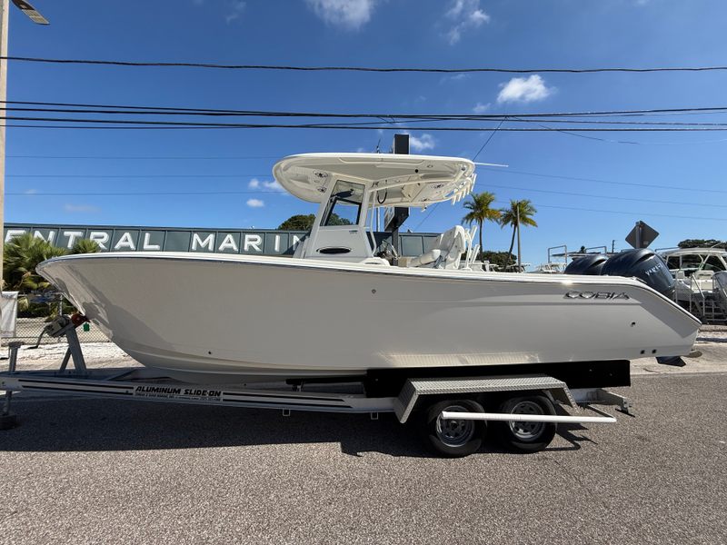 2026 Cobia 265 CC
