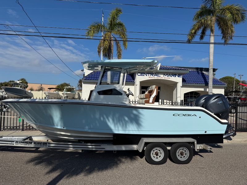 2026 Cobia 245 CC