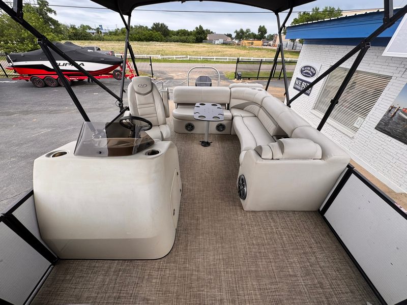 Boat Image 10
