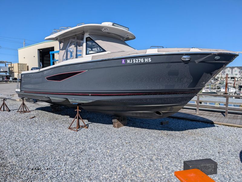 2023 Solara S 310 CW