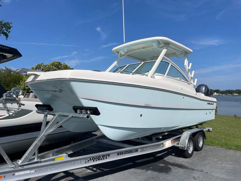 2025 World Cat 230 DC