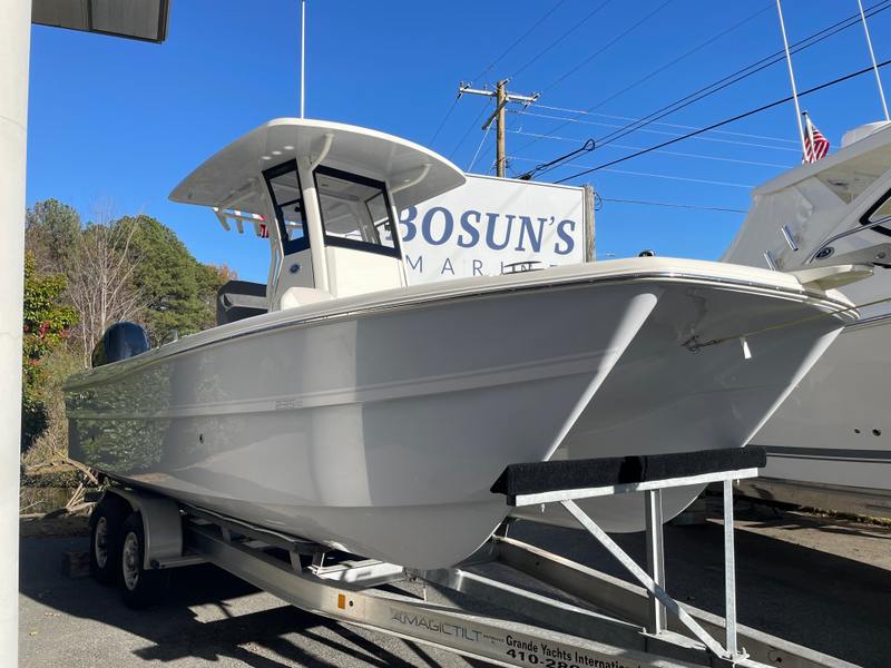 2025 World Cat 235 CC