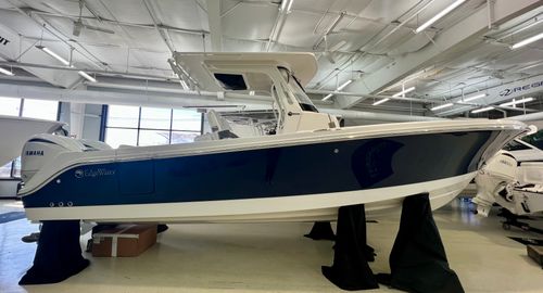 2025 Edgewater 262 CC