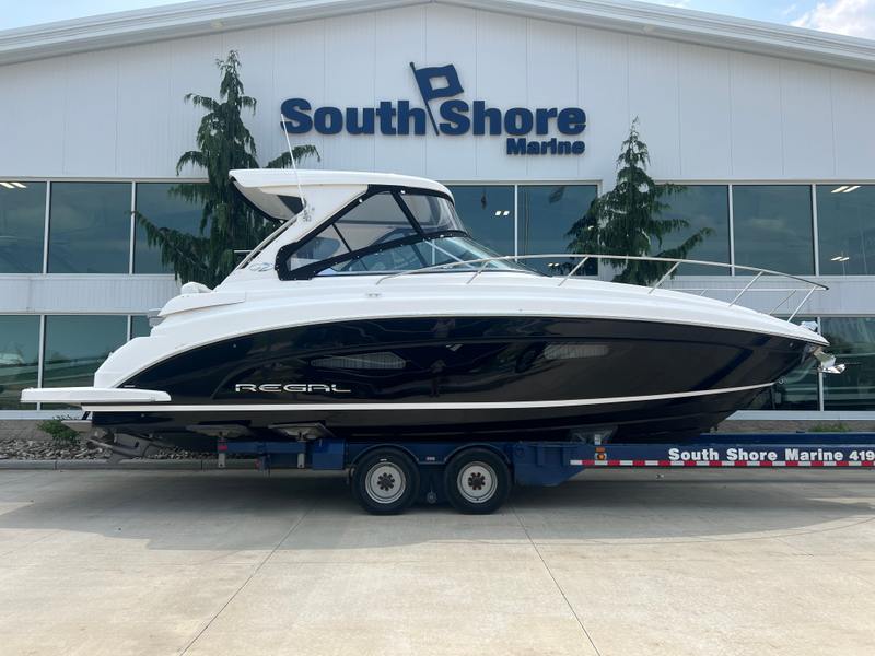 2025 Regal 33 Express