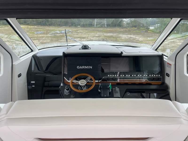 Boat Image 8