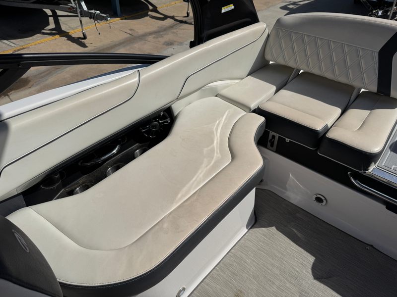 Boat Image 21