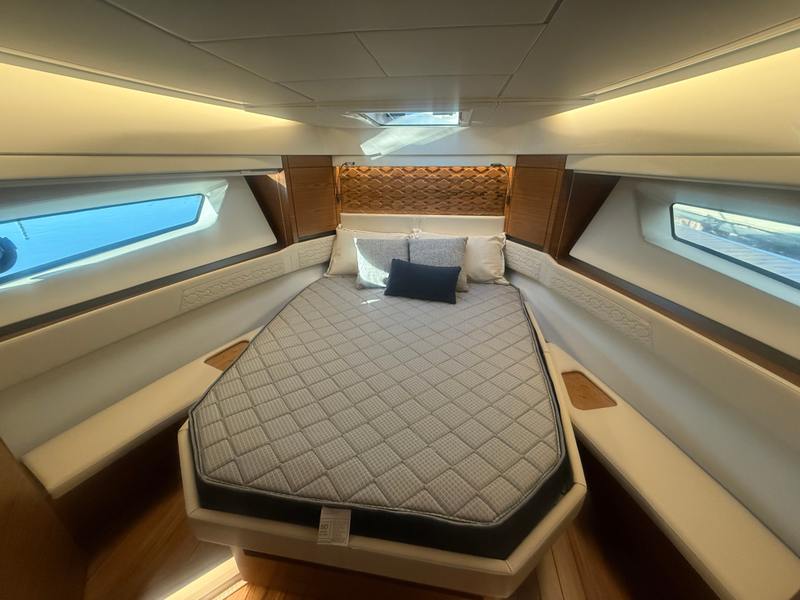 Boat Image 8